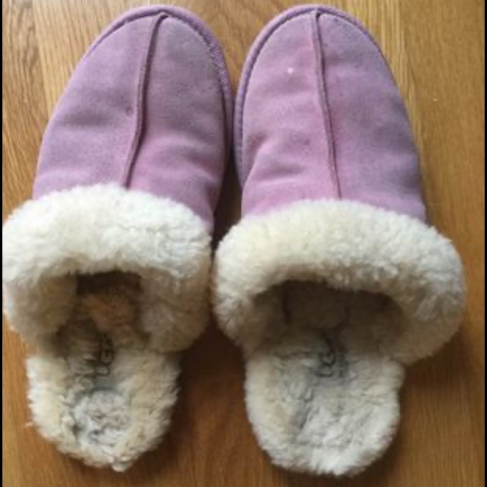 COPY - UGG size 8, Women's Scuffette II Slipper